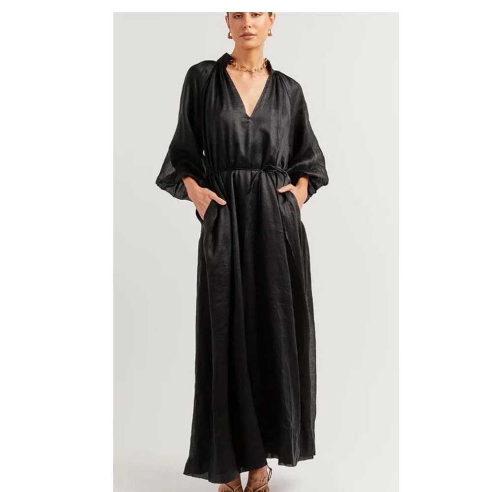 DISSH‎ Empire Black Smock Midi Dress V-Neck Puff Sleeve  NWT Size 6